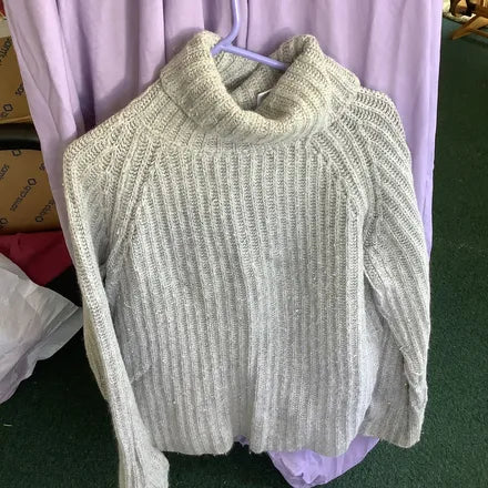 Seller #223 - XL Women's turtle neck Sweater
