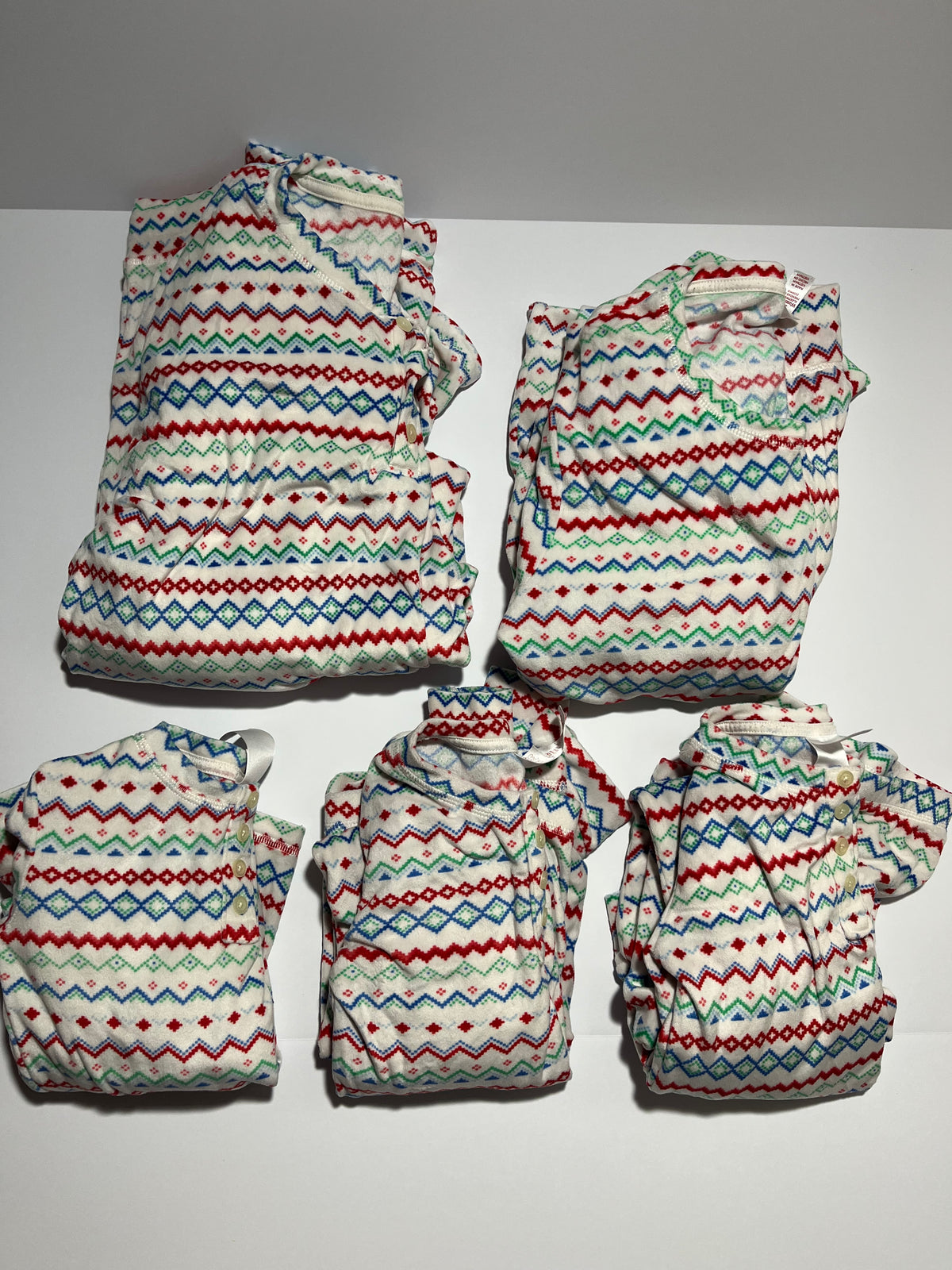 #150 wondershop family matching fair isle pajama set 6, 8, 10, women’s xs/small, men large/medium