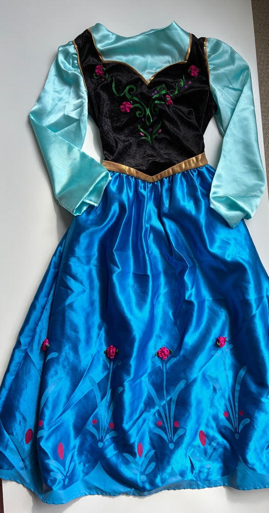 Seller 122 Disneyland Paris Costume with Cape Size 8/10
