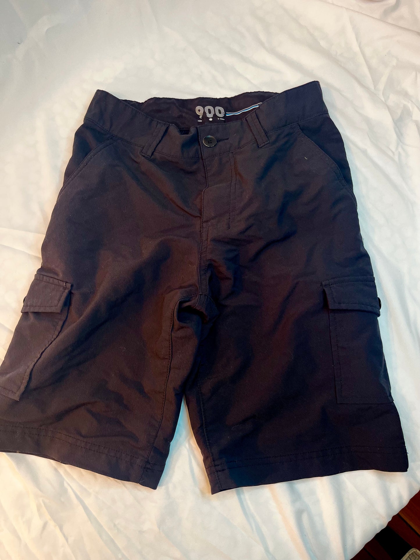 136 EUC 900 Tony Hawk black shorts