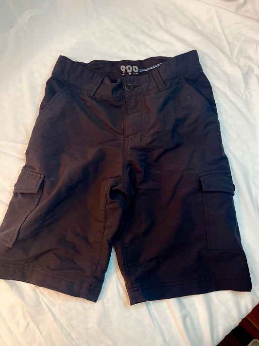 136 EUC 900 Tony Hawk black shorts
