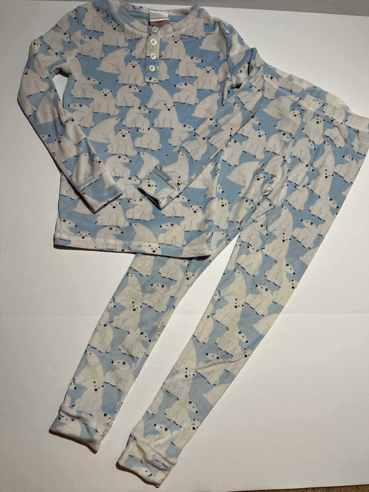 #150 women’s small wondershop polar bear super soft velour pajamas