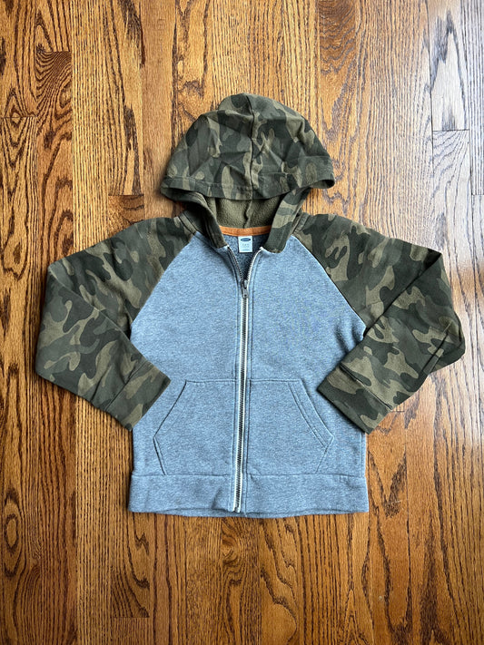 Seller #115 - Old Navy Boys Size Small (6-7) Gray & Camo Zip Up Sweatshirt, GUC