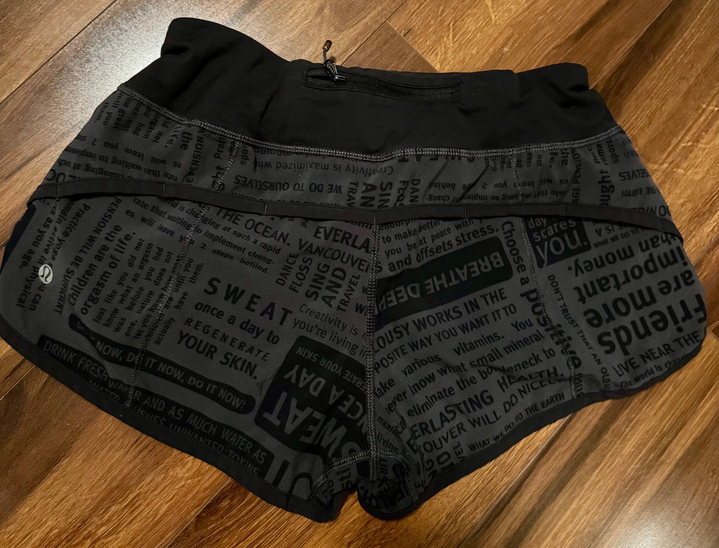 Seller #144 Lululemon Shorts "Speed Up High Rise Short - 2.5 inch" Size 4 - BLACK TEXT