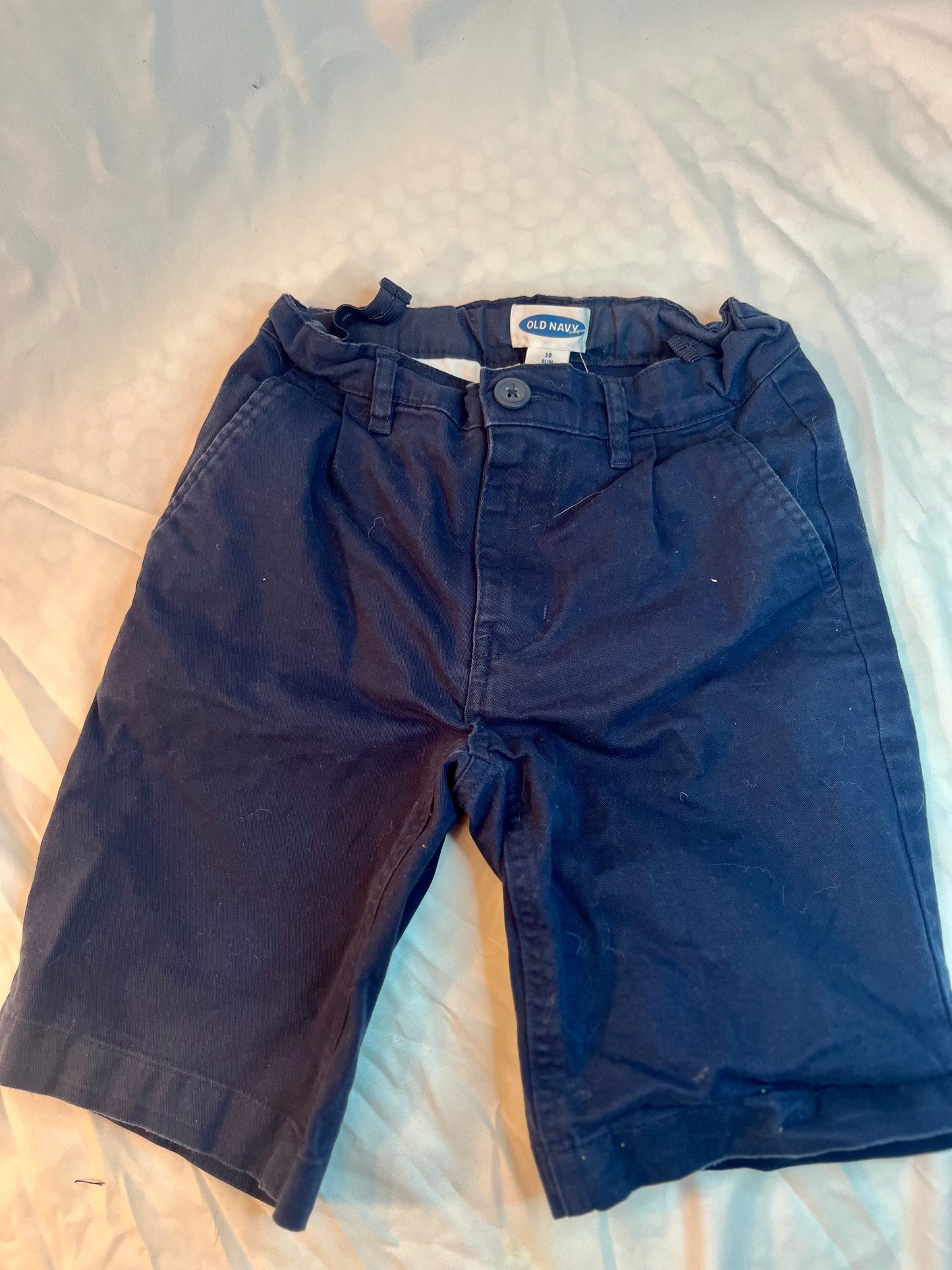 136 EUC Boys size 10 slim navy blue shorts