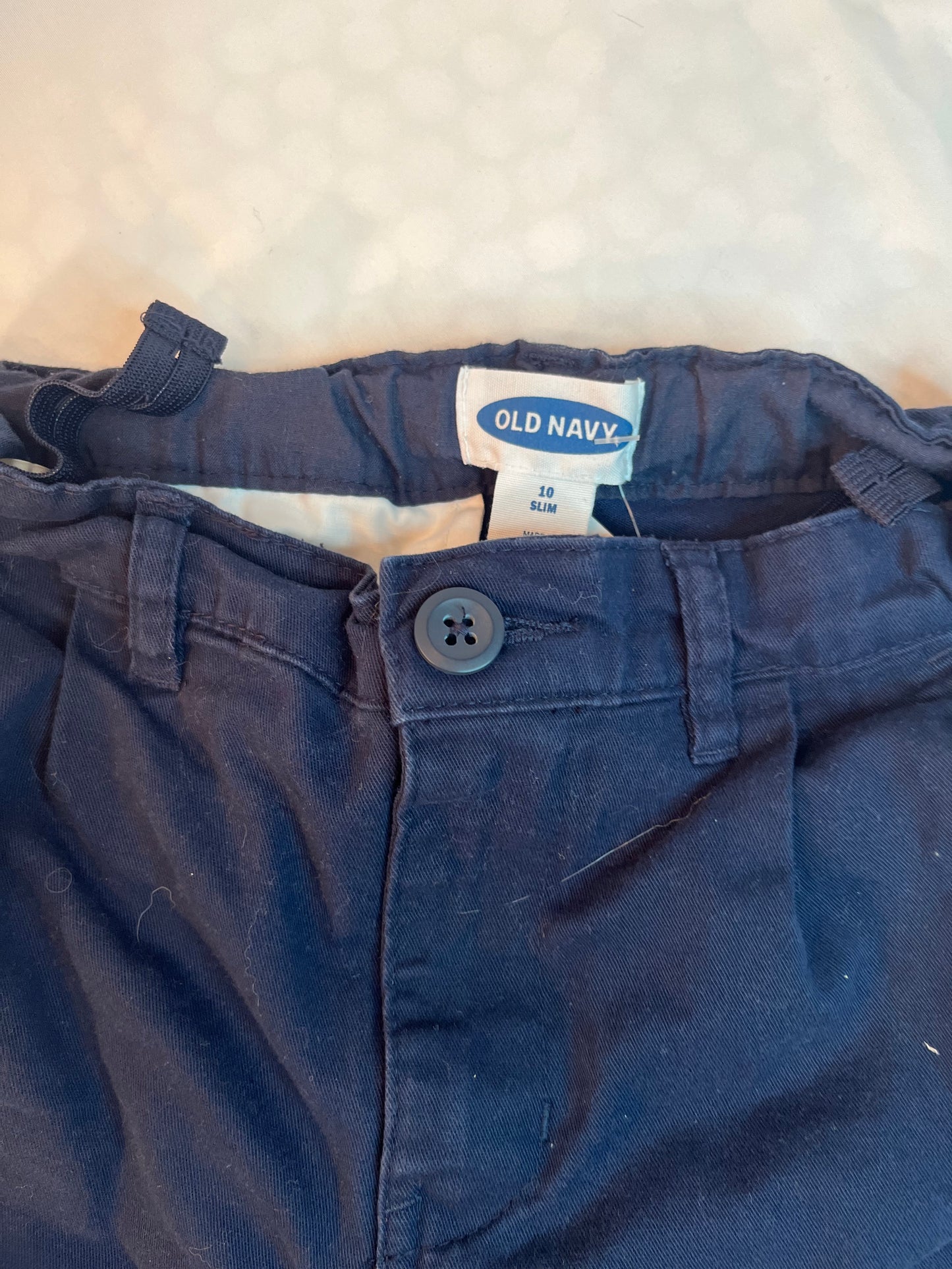 136 EUC Boys size 10 slim navy blue shorts