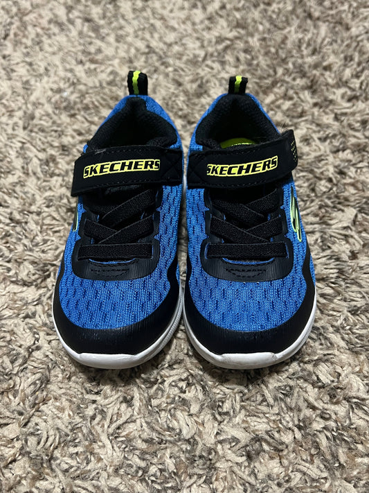 Seller #45 Skechers Tennis Shoe Size 7
