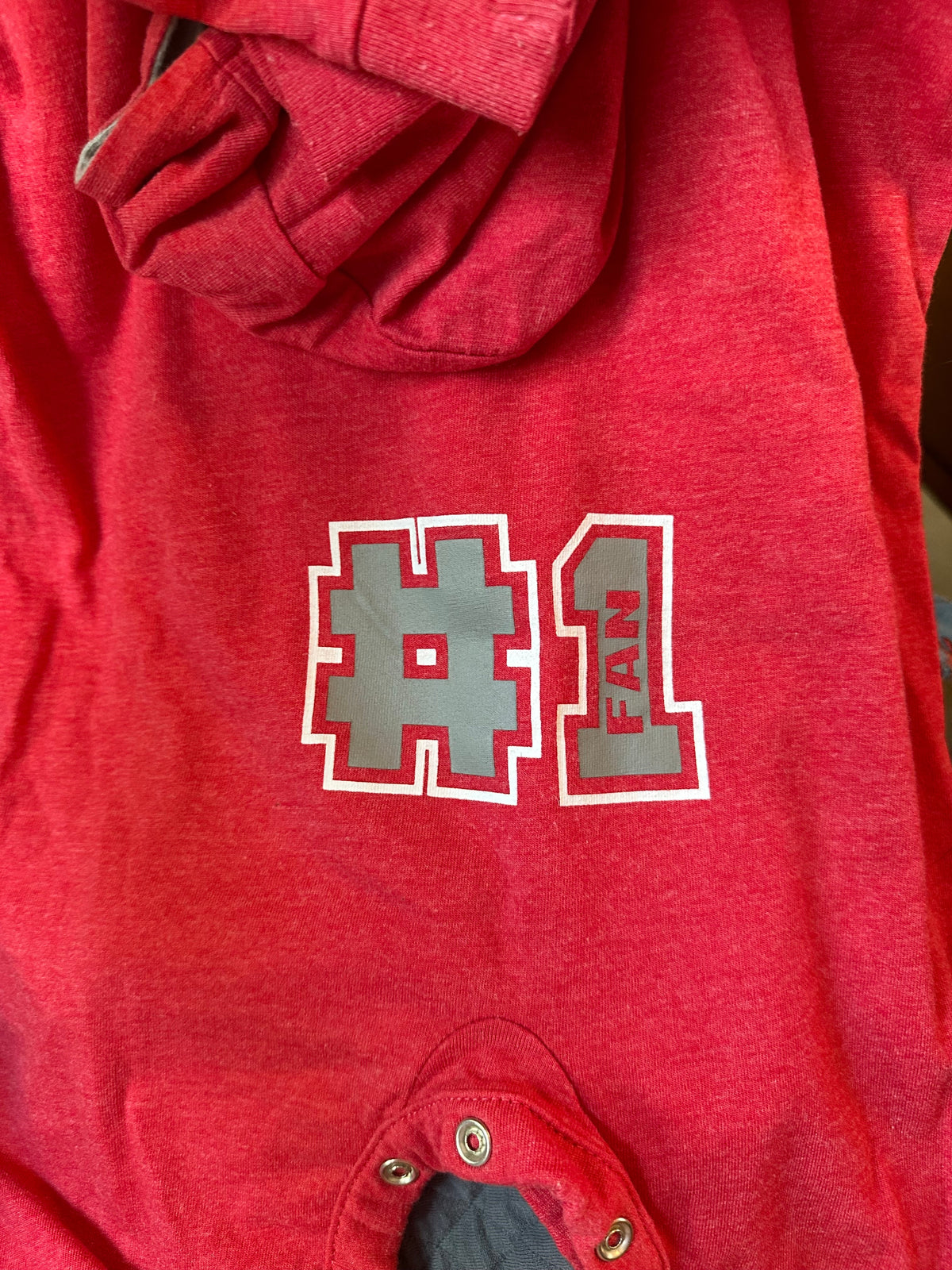 #113	EUC Boys / Gender Neutral Colosseum OSU Ohio State Hooded Romper, size 12-18 months