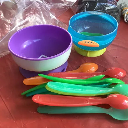 Seller #223 - Bowls & spoons