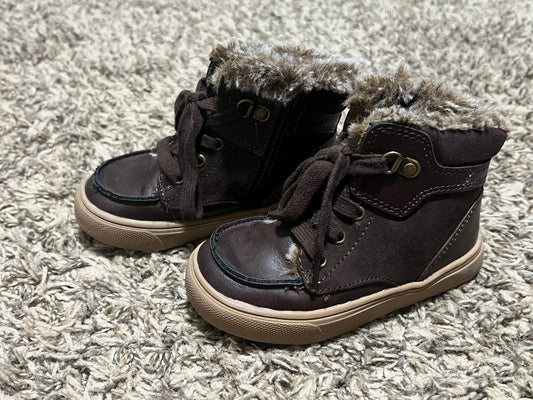 #45 Old Navy Toddler Boy Brown Boots Size 7