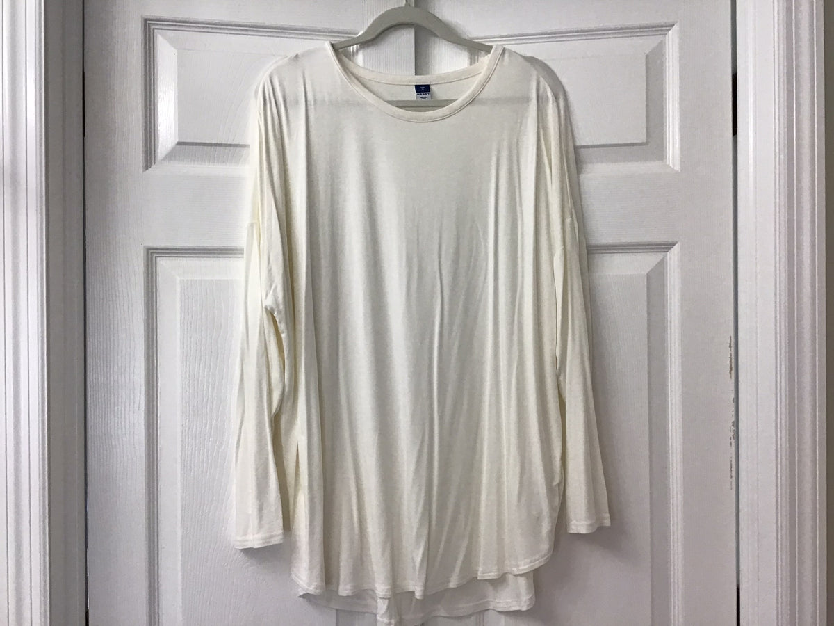 #90: Old Navy Women’s Ivory Long Sleeve Oversized Tunic Top Size XL