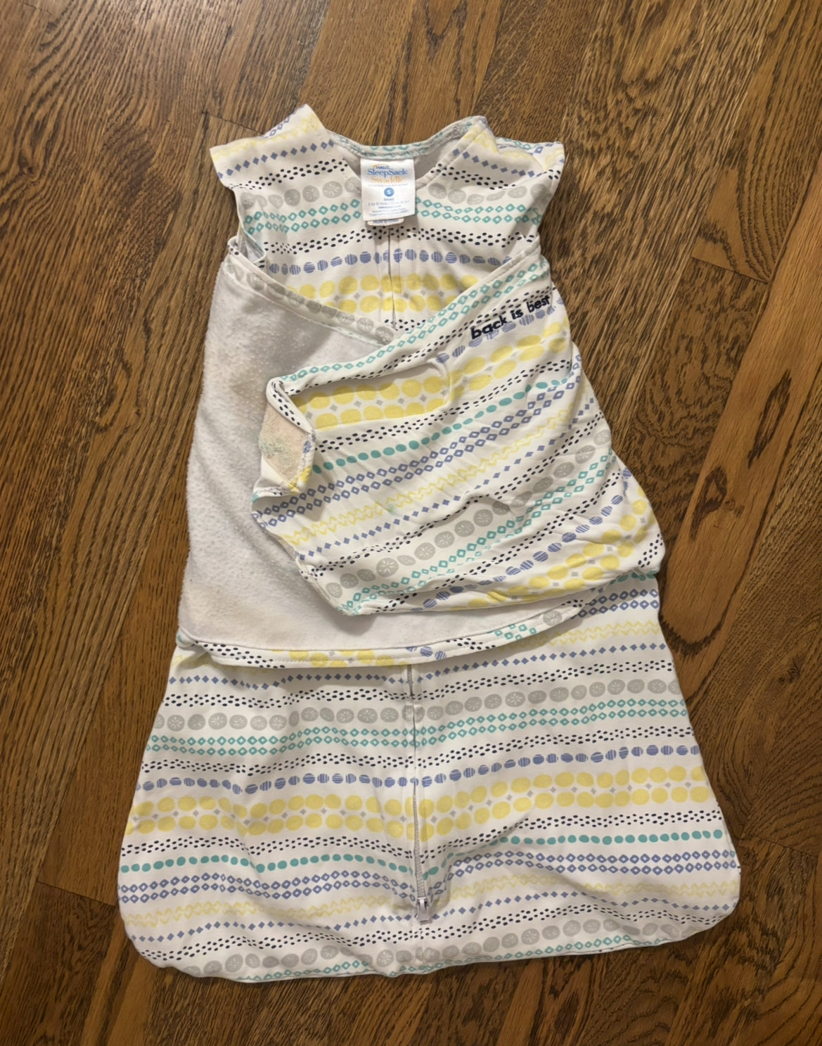 Seller #195 - *REDUCED* Polka Dot Stripes Halo Swaddle Size Small 3-6 Months