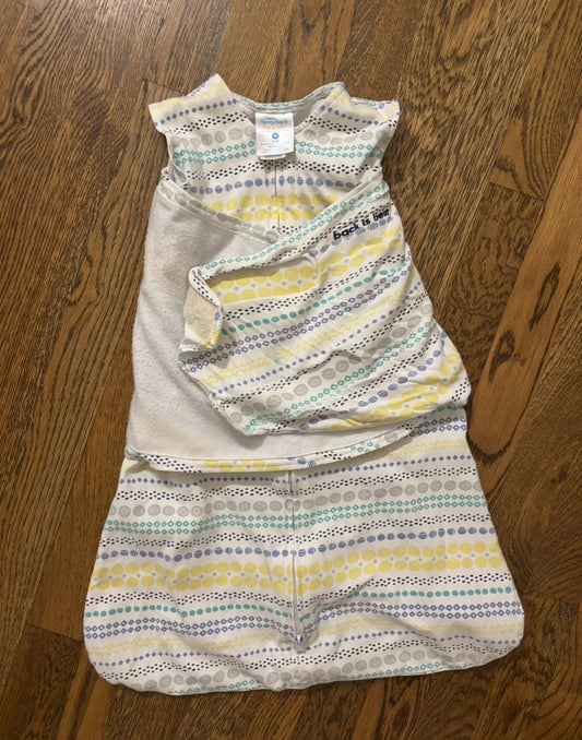 Seller #195 - *REDUCED* Polka Dot Stripes Halo Swaddle Size Small 3-6 Months