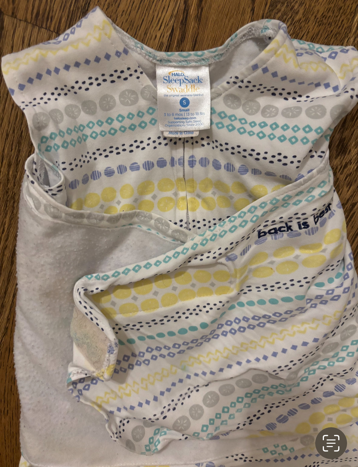Seller #195 - *REDUCED* Polka Dot Stripes Halo Swaddle Size Small 3-6 Months