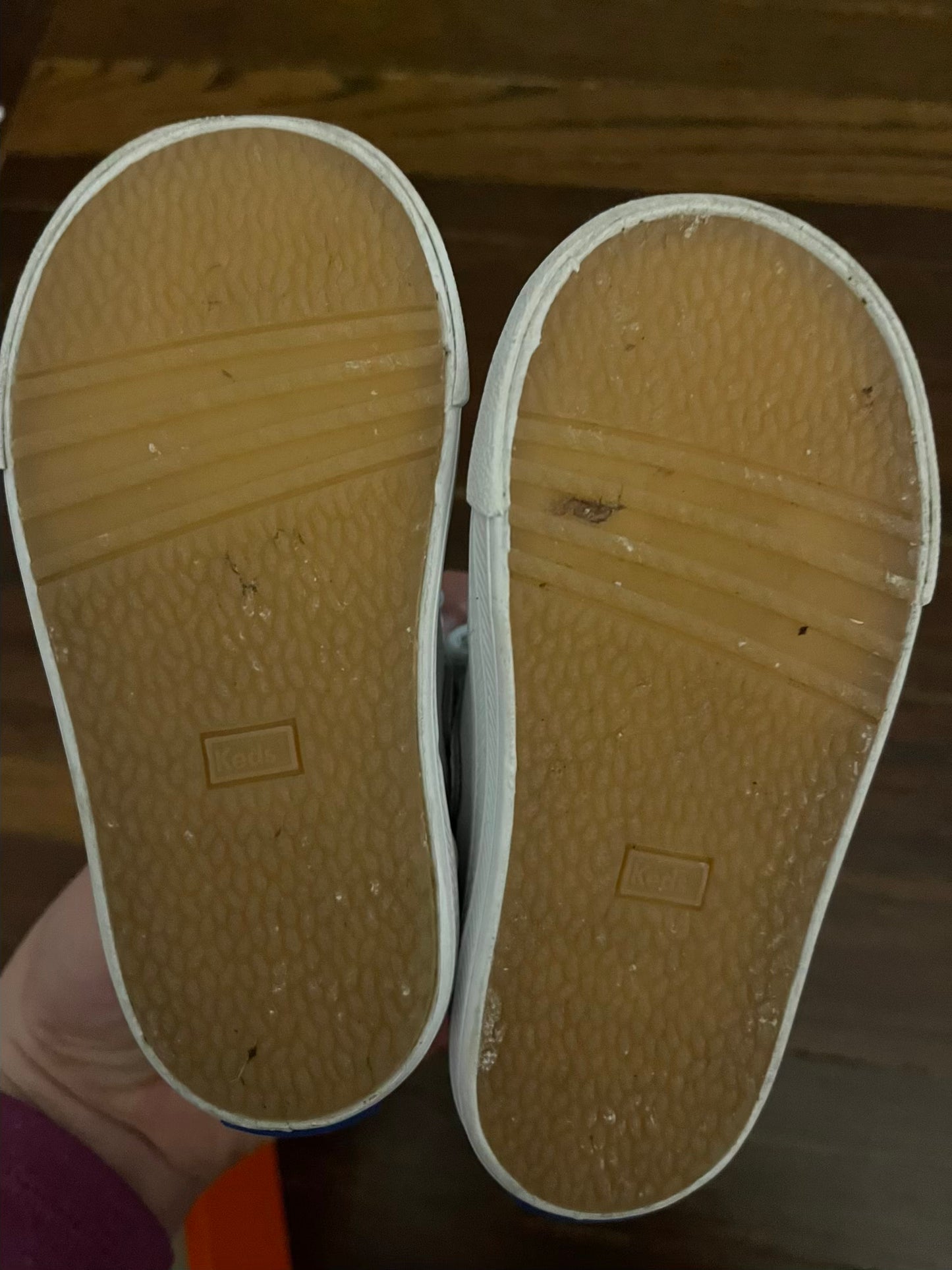 Seller #28 - Girls White Keds Shoes - Size 5.5 - VGUC