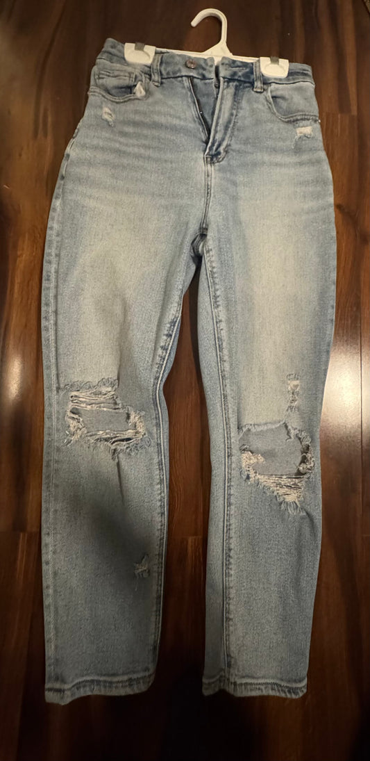Seller #144 American Eagle Light Wash EXTRA SHORT Denim Jeans - Size 00
