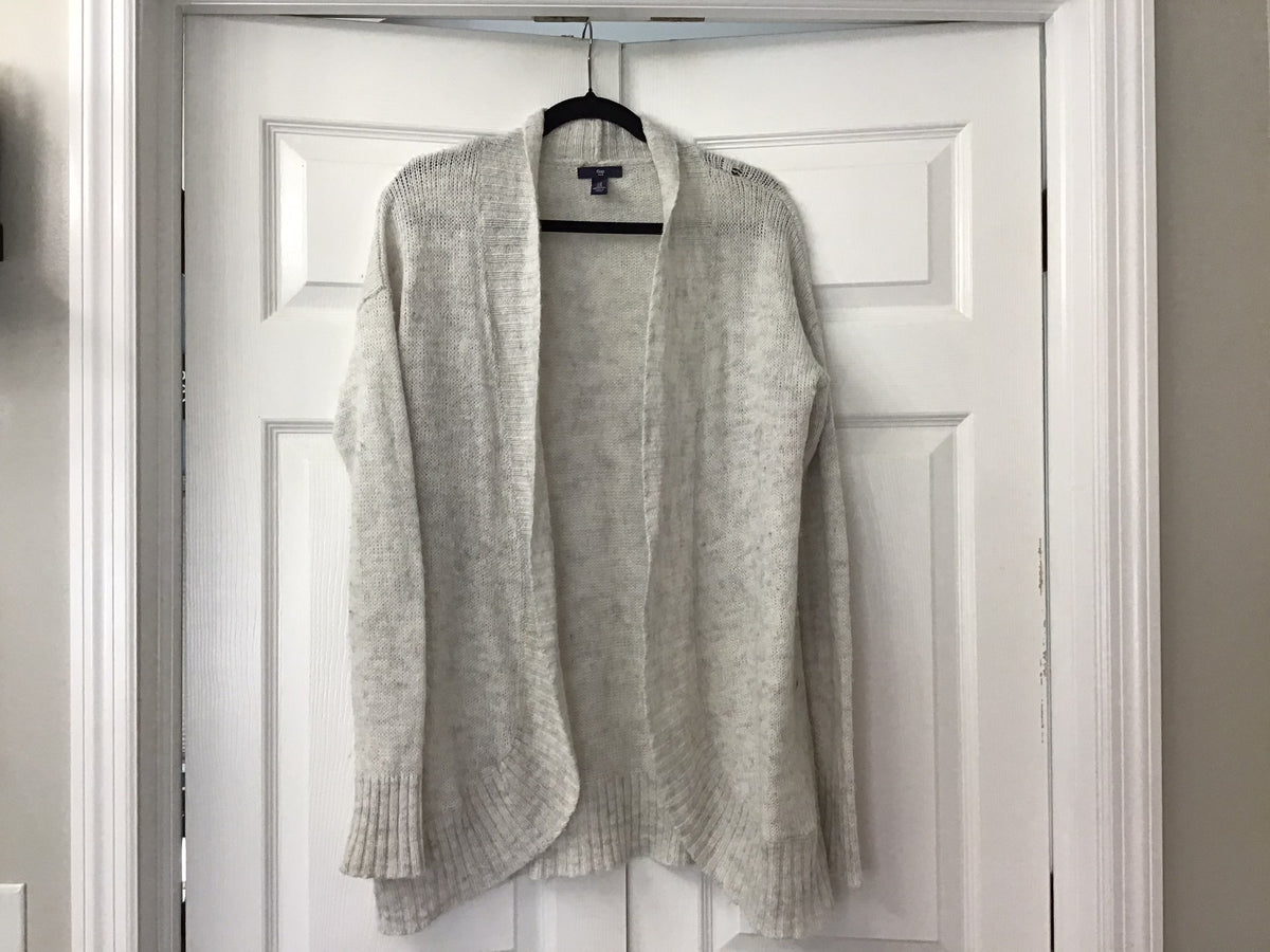 #90: GAP Women’s Light Gray Open Front Cardigan Sweater Size Medium