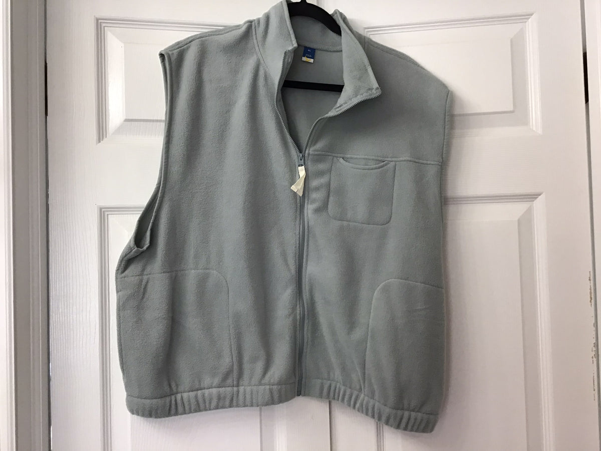 #90: Old Navy Women’s Gray Fleece Full Zip Vest Size XL