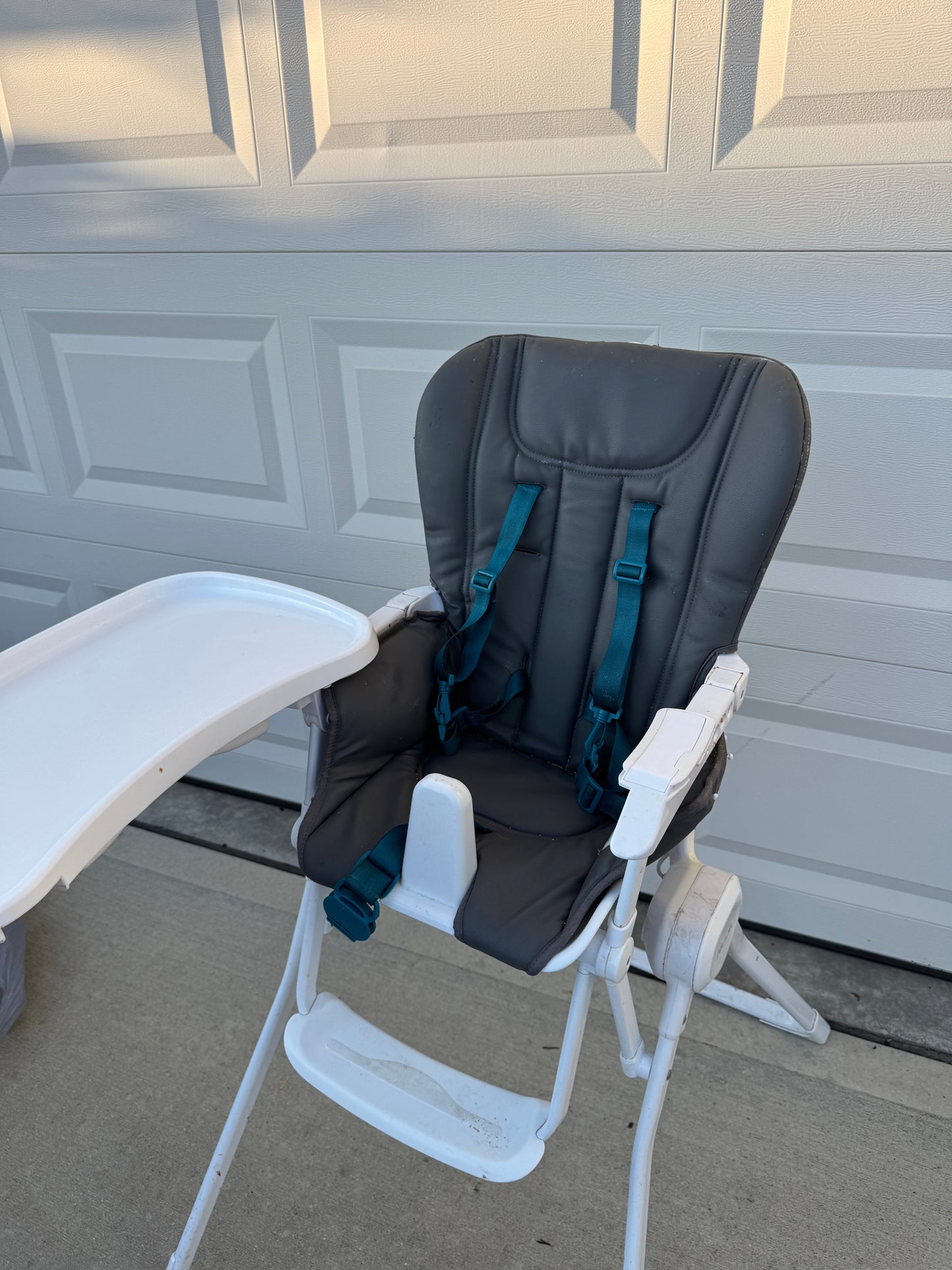 Seller #22 - Joovy Nook compact folding high chair - GUC