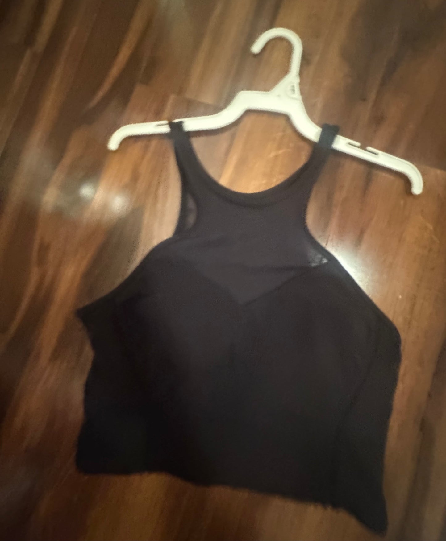 Seller #144 LULULEMON "Get It On Em" Black Mesh Crop Top -  Size 4