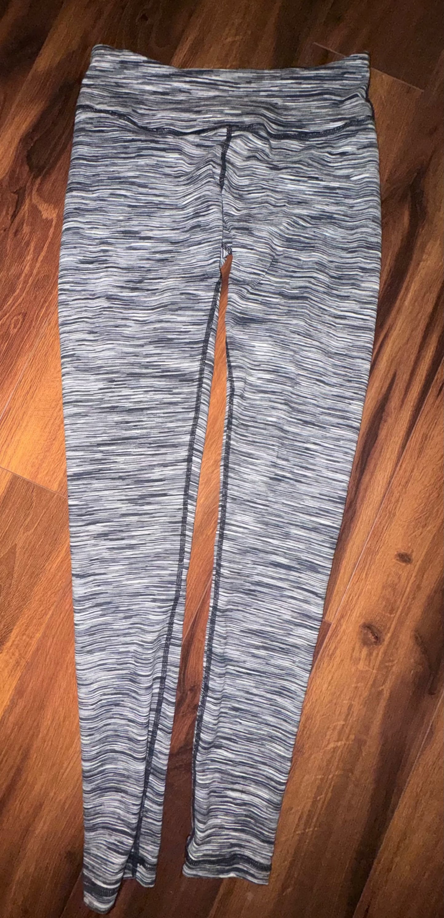 Seller #144 ZELLA "Live In Space Dye High Waist Leggings" - Size XS