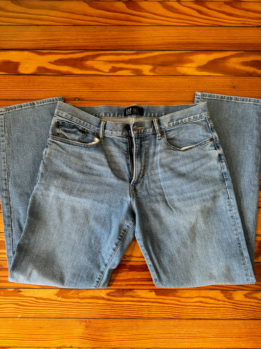 Men’s Gap Slim Straight fit Denim Jeans Size 33 x 32