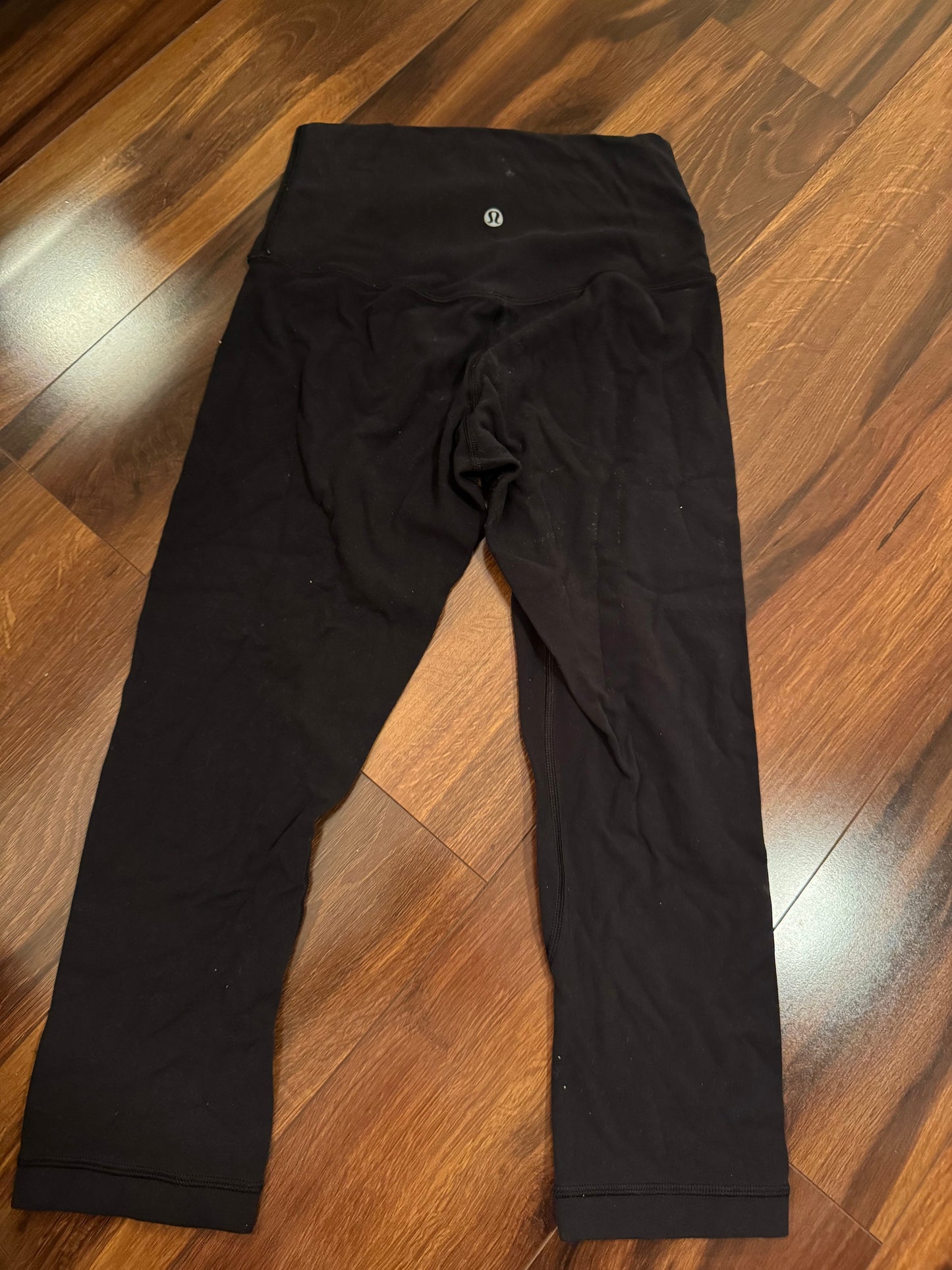 Seller #144 Lululemon Cropped BLACK ALIGN Leggings - Size 4