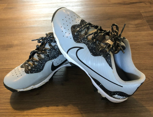 #137 Nike baseball cleats men’s size 7