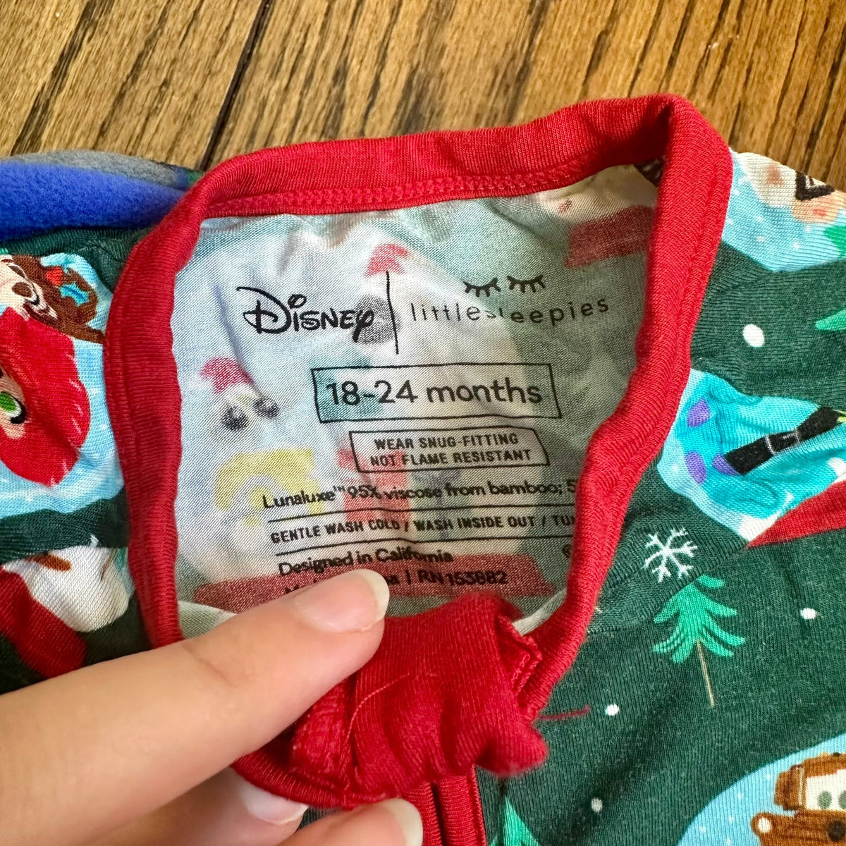 #113	EUC Little Sleepies Christmas Pixar Globes zippy, 18-24 mos
