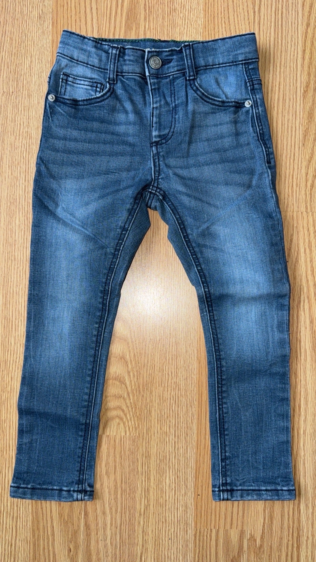 178 Zara 3-4 boys skinny jeans