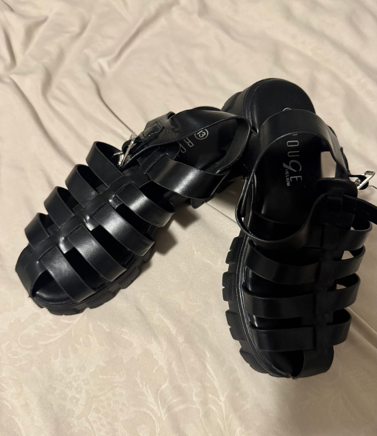#55 girls shoes size 13