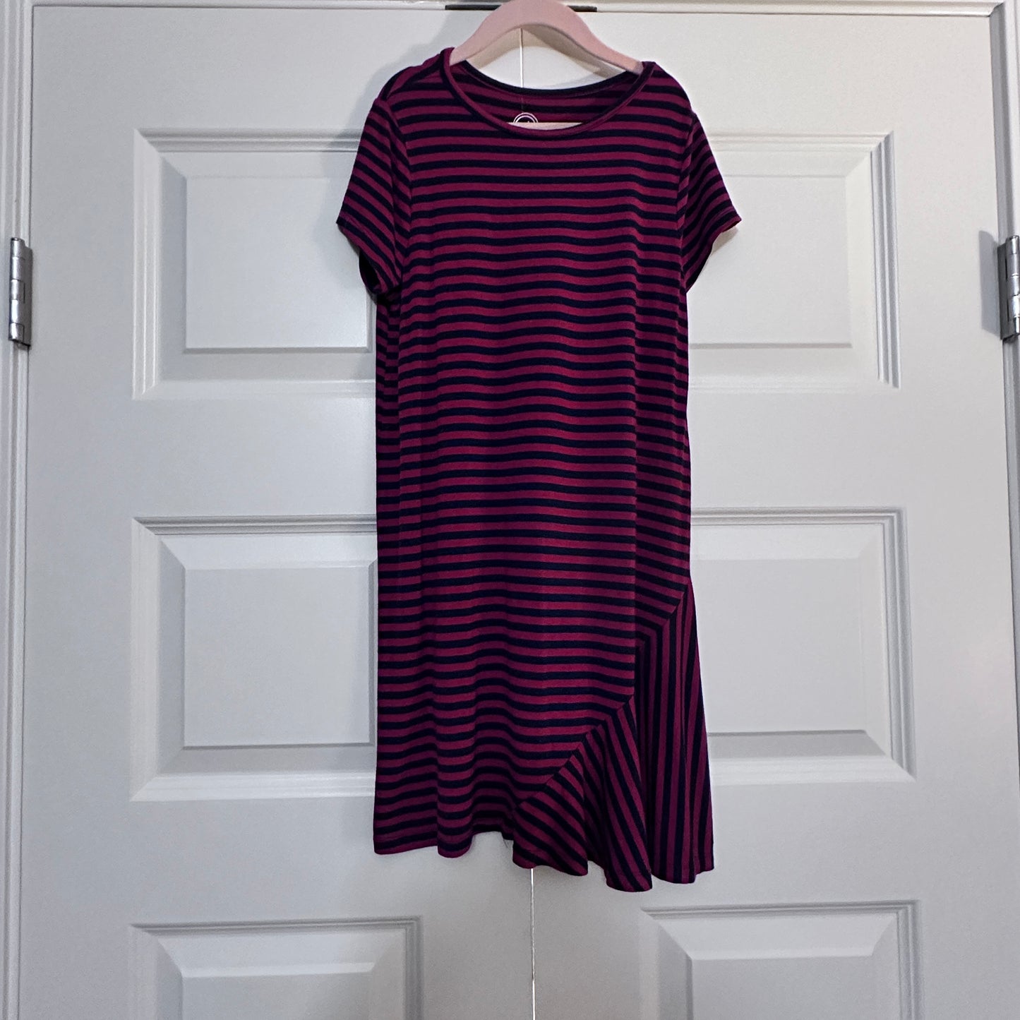 Seller 147 | Girls M 7-8 | Wonder Nation dress | Navy & Burgundy