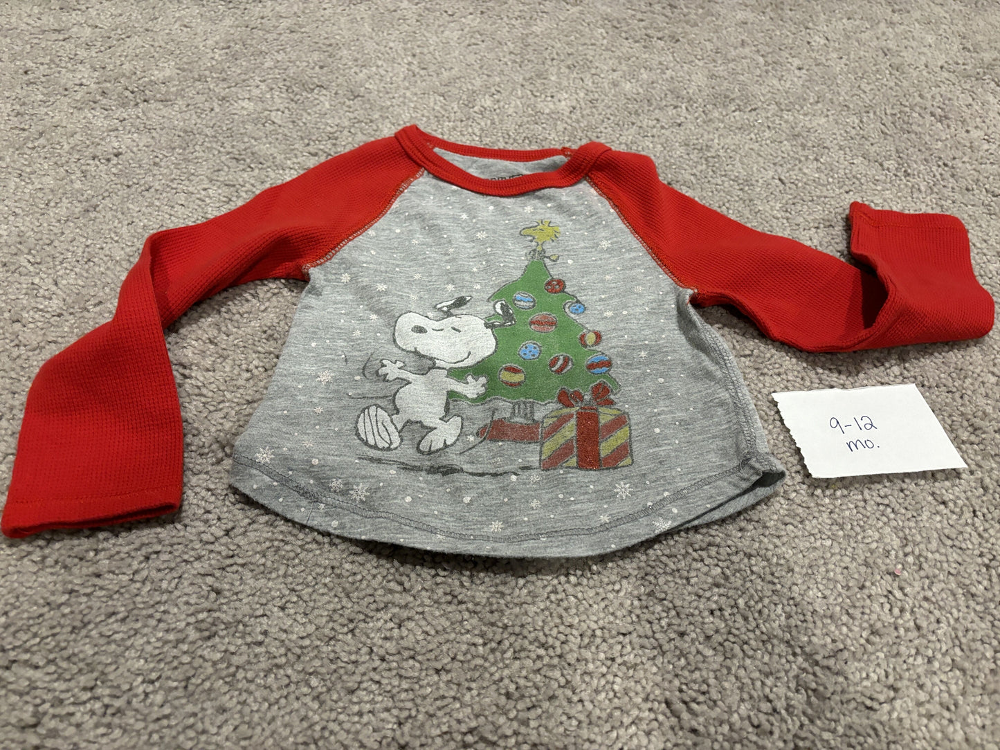 #138 - 9-12 Mo - VGUC LS Snoopy Christmas Shirt - PU 45236