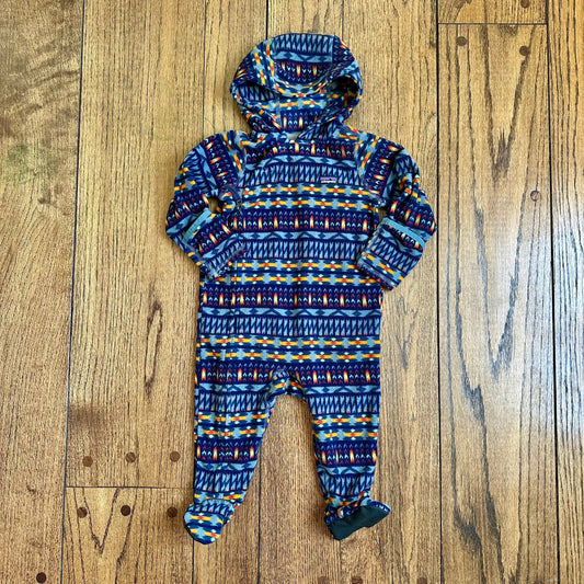 #113	EUC Boys Patagonia Micro D Fleece Bunting Navy Geometric Pattern, size 6-12 months