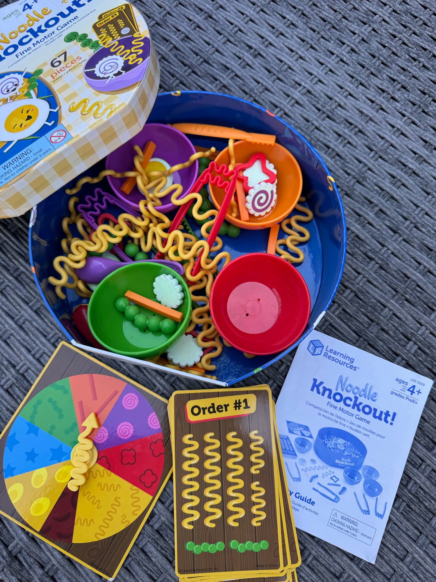 Seller #22 - Noodle Knockout! Game - LIKE NEW