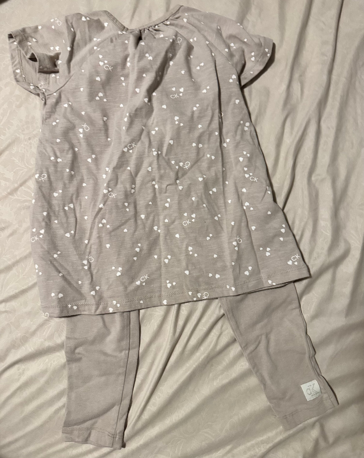 #55 Calvin Klein girls set size 6x
