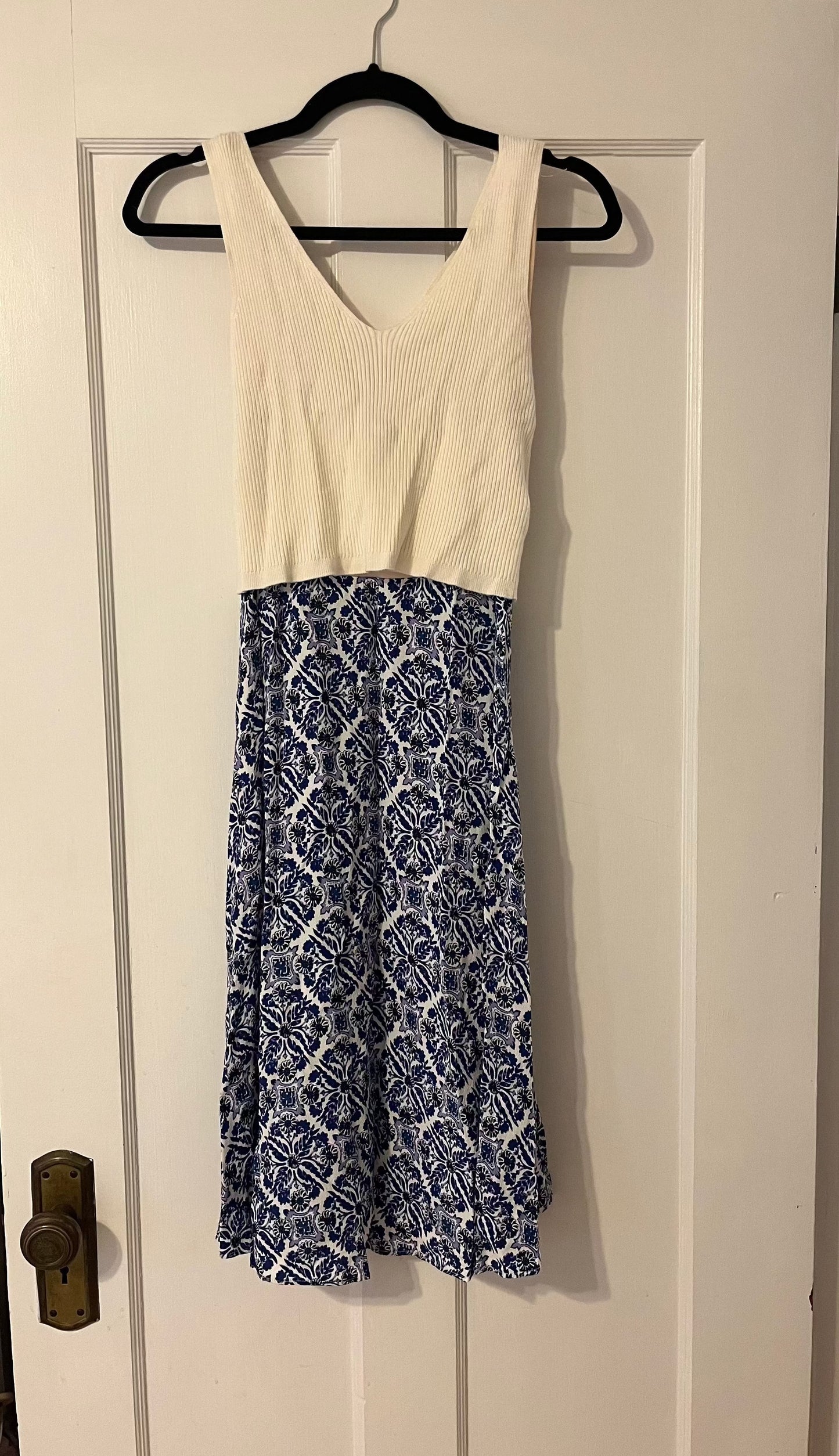#109 Seraphine Sleeveless Maternity and Nursing Dress Blue/Cream- Size 4