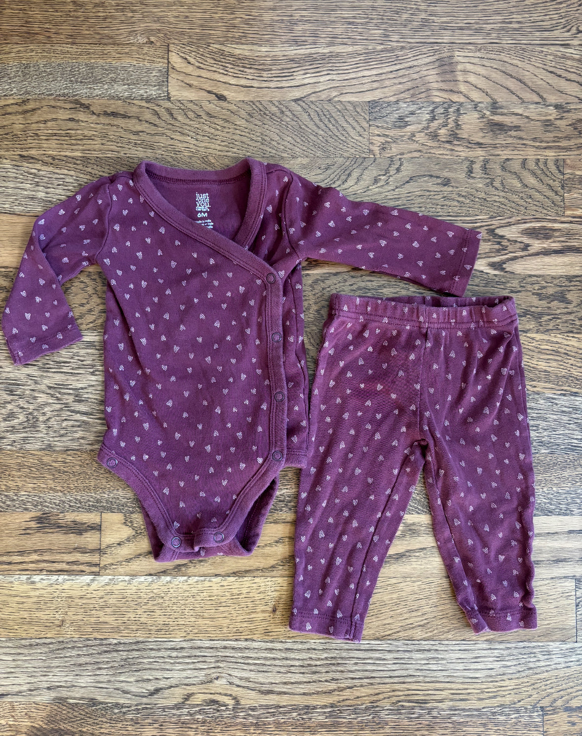 Seller #195 - Carter’s Baby Girls Matching Set - Size 6 Months