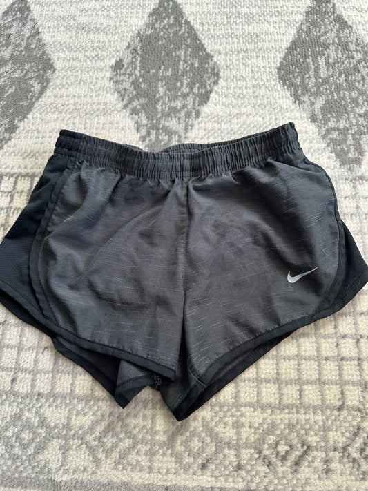 #162 Nike Black Shorts XS