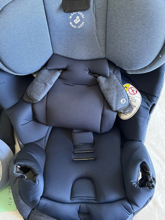 Seller #7 Maxi Cosi brand new Pria Max 5-1 car seat padding set navy blue