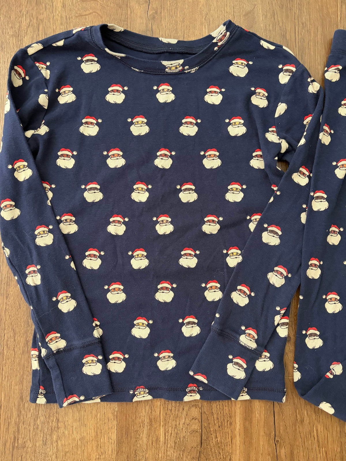 #126 EUC Gap Kids Navy Blue Santa Pajamas Gender Neutral 14