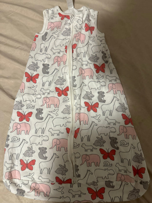 #55 baby carters wearable blanket size 6-9M