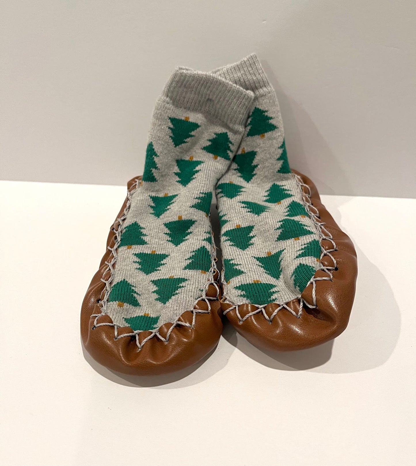 Seller #60 Hanna Andersson Swedish Slipper Moccasins Holiday Tree Girl Boy Gender Neutral Size 7-9