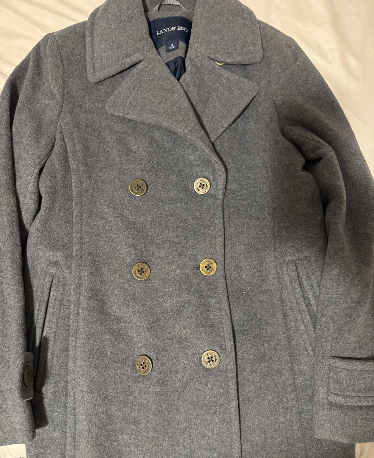 #55 women’s winter coat size 4