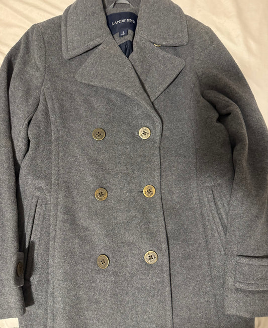 #55 women’s winter coat size 4