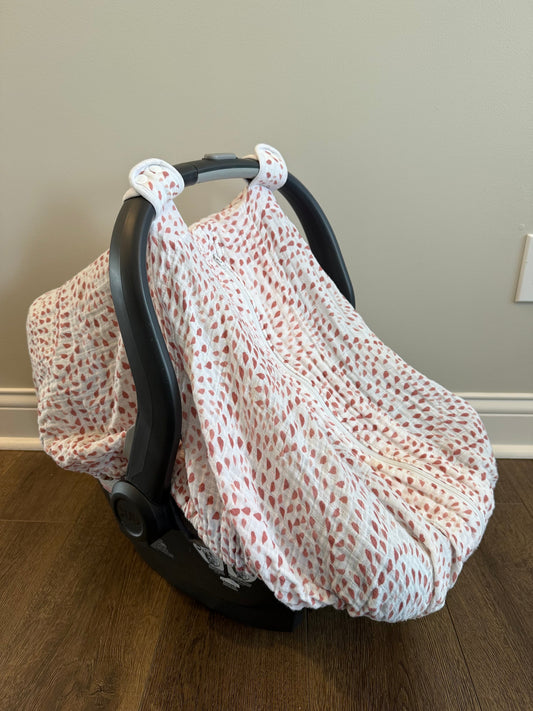 #173-Bebe au Lait muslin car seat cover