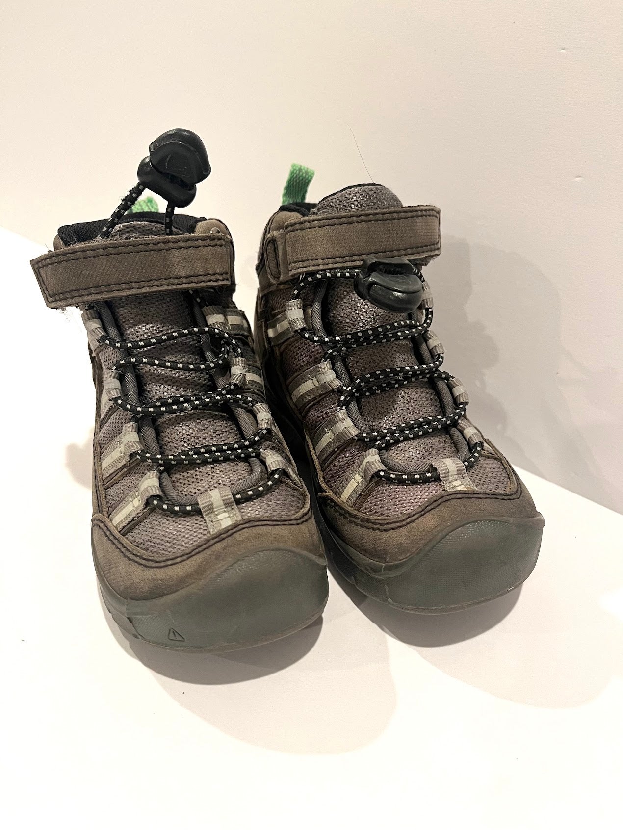 Seller #60 Keen Hiking Boots Boys Size 9