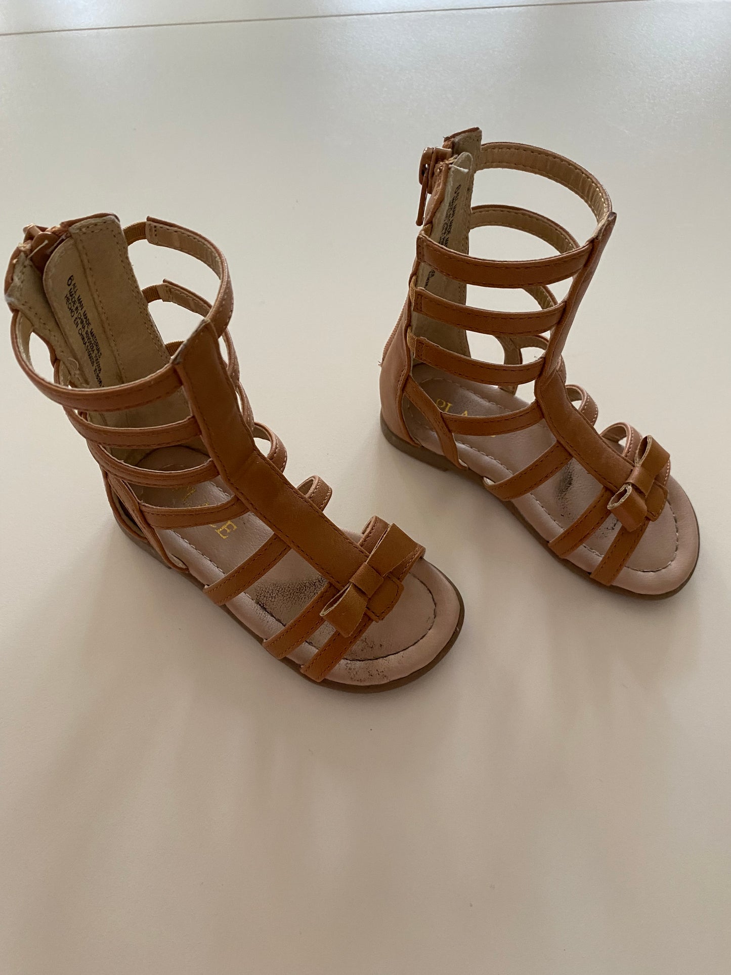 The Children’s Place Brown Gladiator Style Sandal Toddler Girls Shoe Size 6