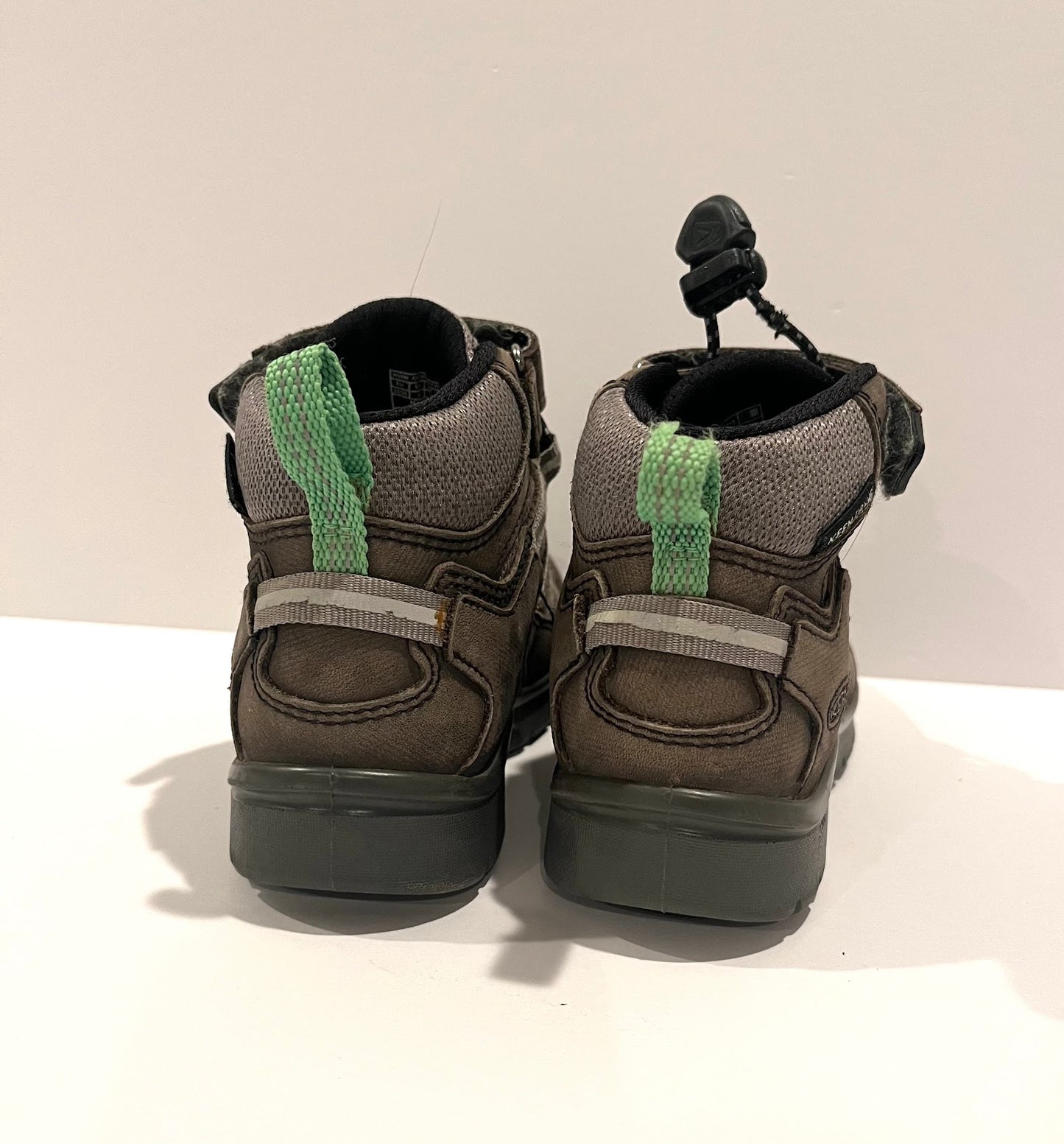 Seller #60 Keen Hiking Boots Boys Size 9