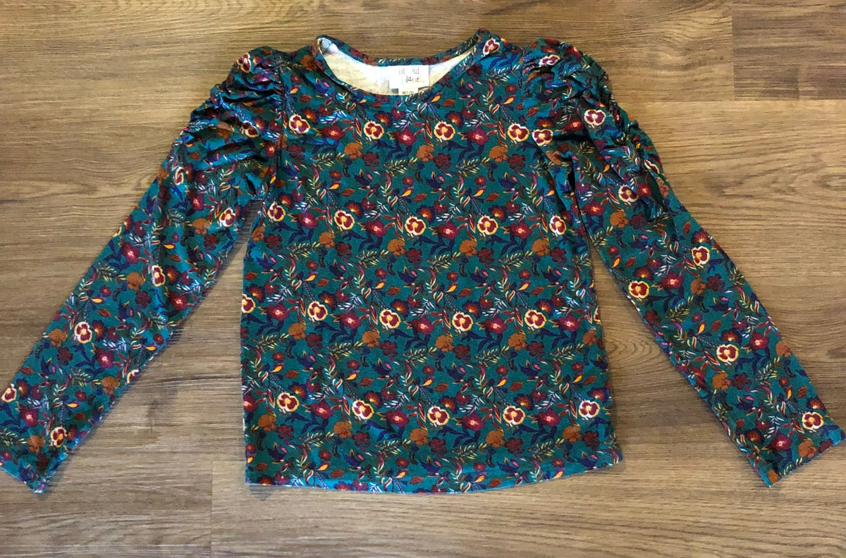 #137 Girls shirt size 7/8